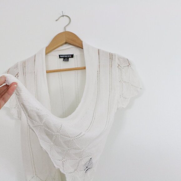 *Impress White Crochet Cropped Cardigan - Picture 4 of 7